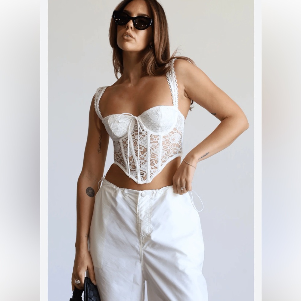 NWT Olivaceous Lace Corset Top